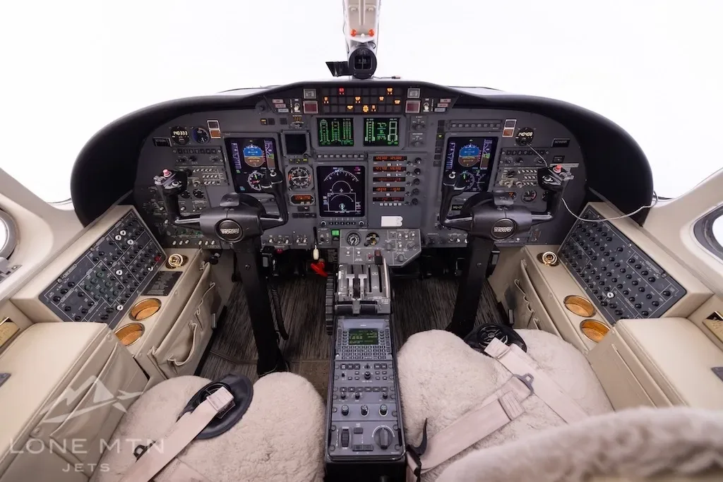 Cockpit and instrument panel of a 2005 Cessna Citation.