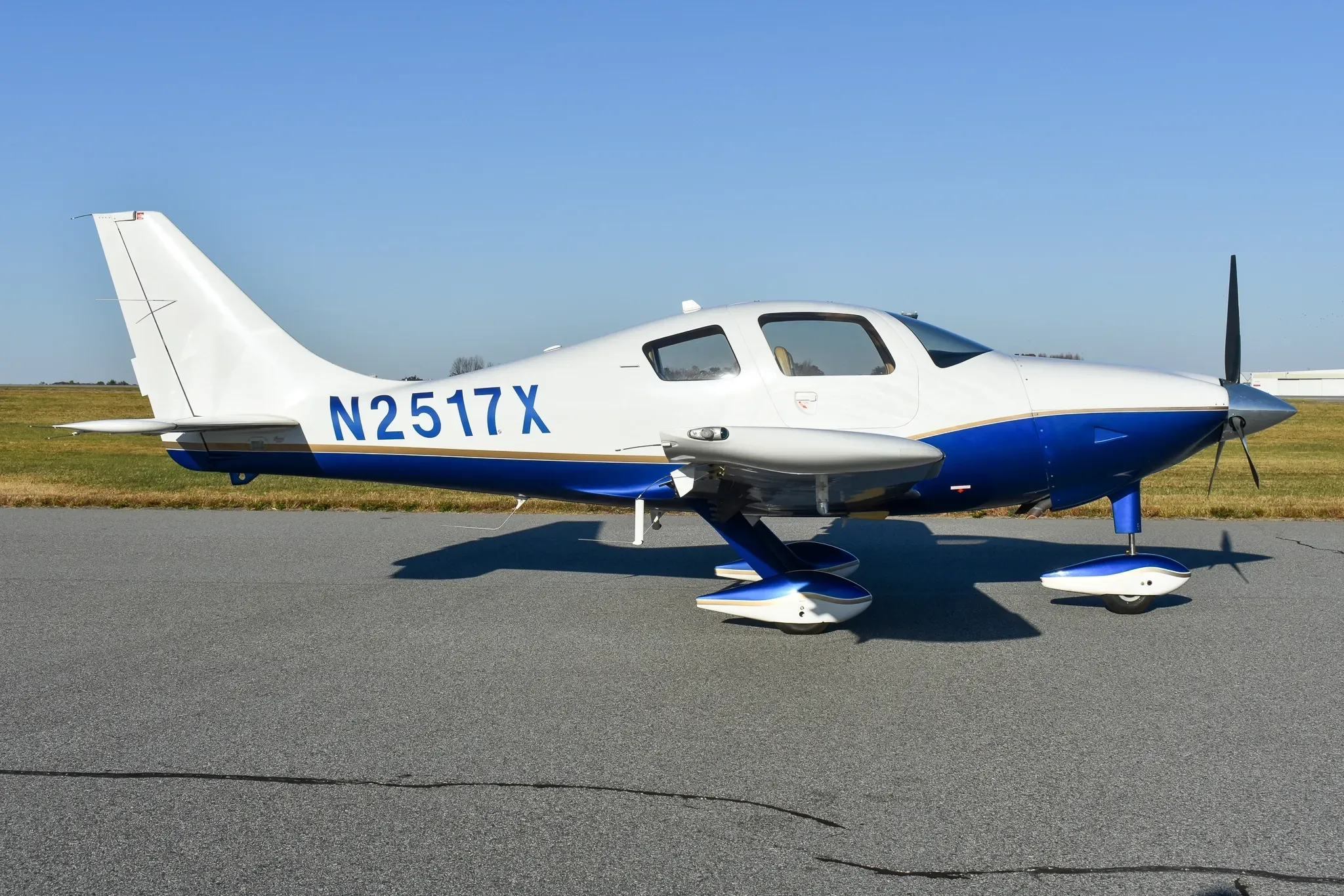 Exterior view of a 2005 Columbia.