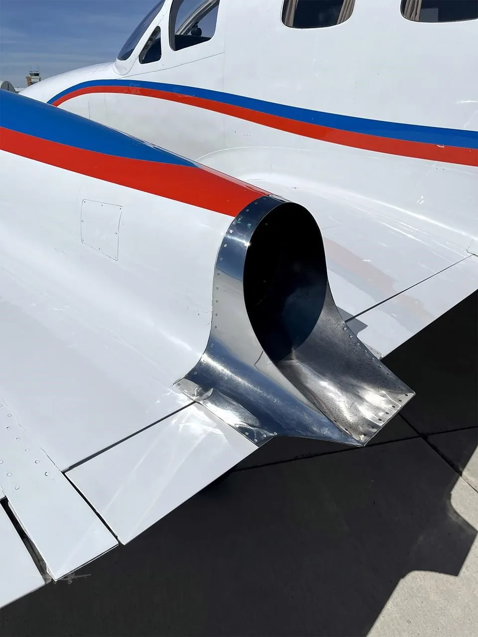 Engine detail of a 1986 CESSNA CONQUEST II.