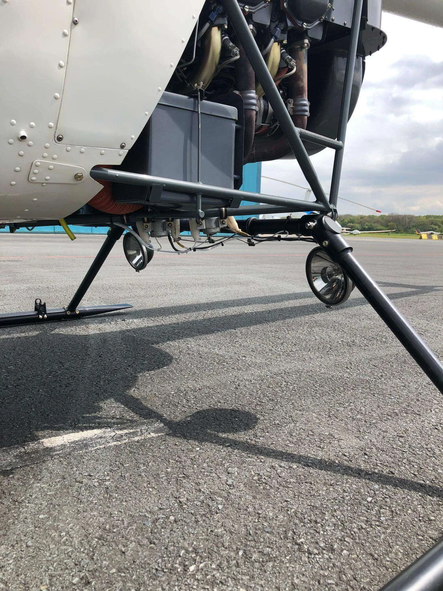 Exterior view of a 1997 Robinson R22 Beta II.