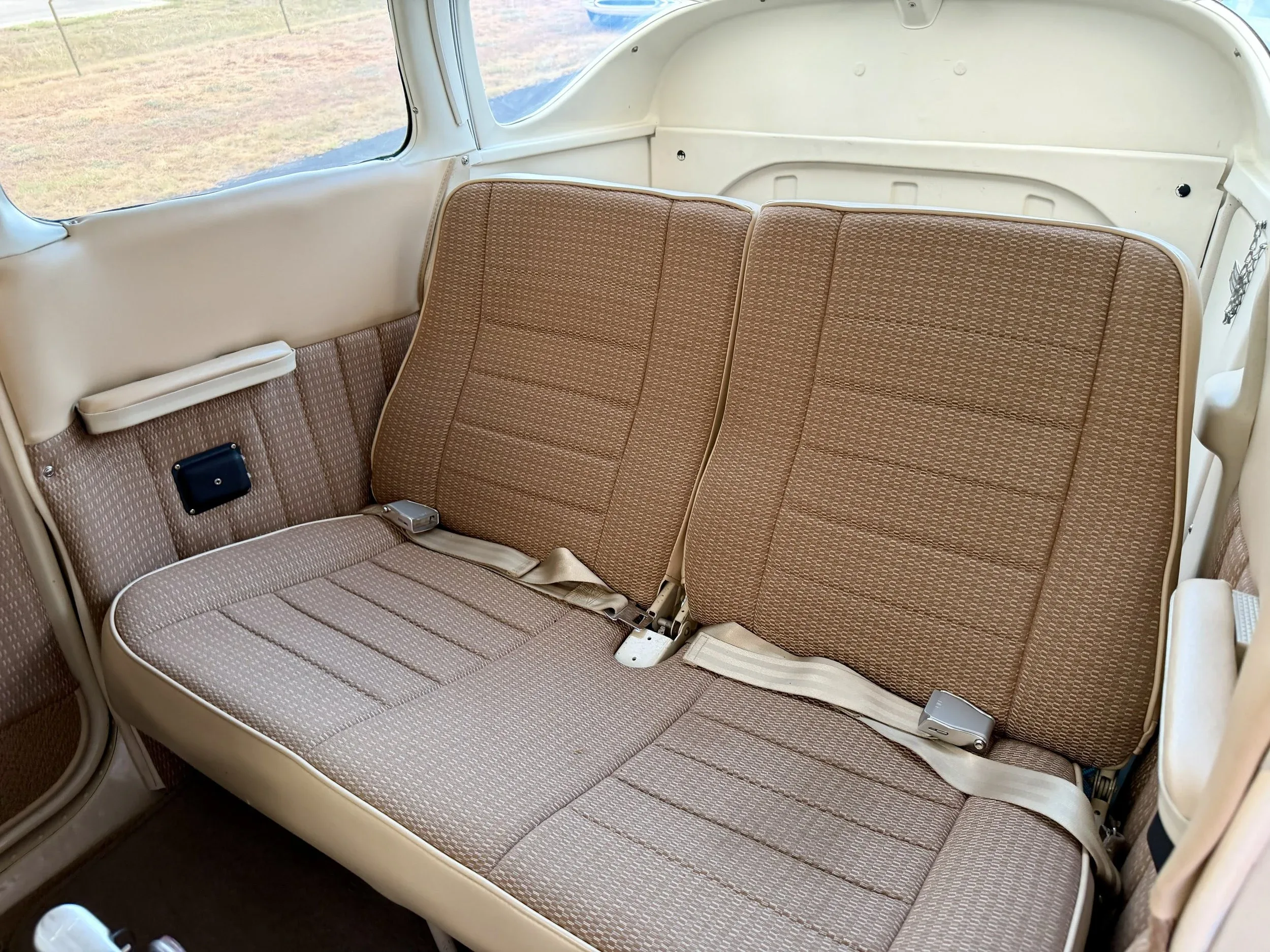 Cabin interior of a 1963 Zane Co Aero 182F SKYLANE.