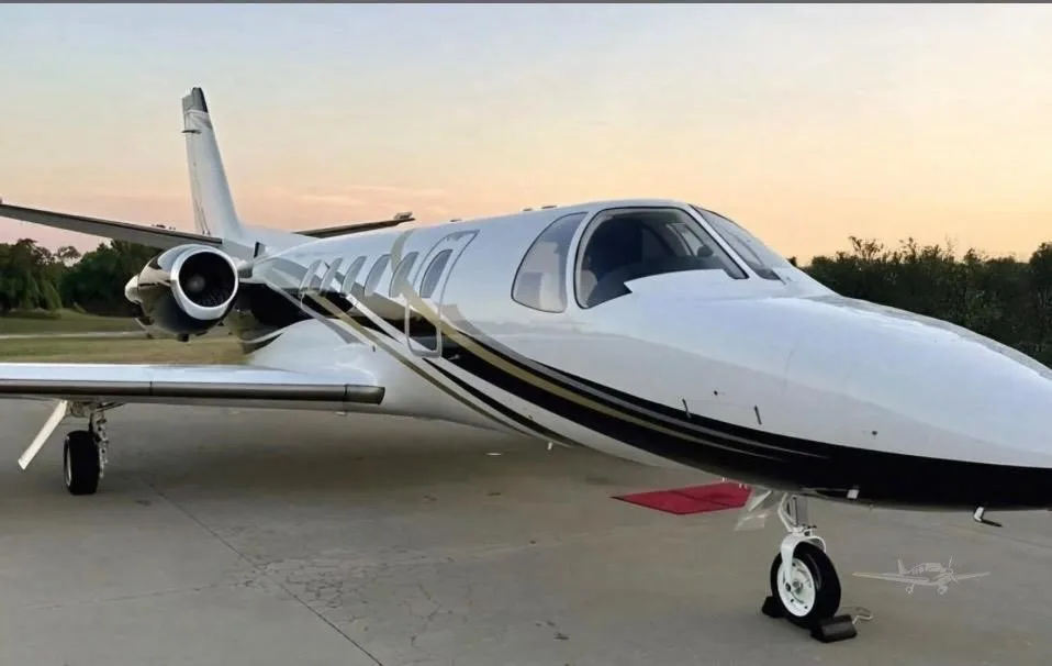 Exterior view of a 1986 CESSNA CITATION SII, N17LP.