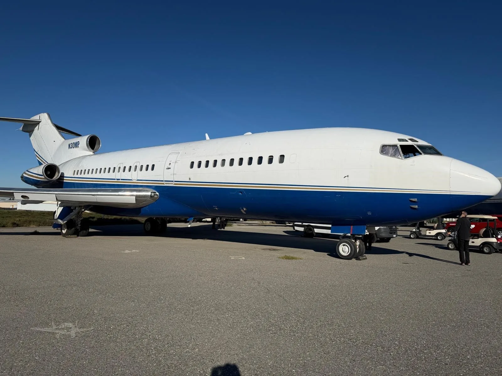 Exterior view of a 1967 BOEING 727-100 EXECUTIVE, N30MP.