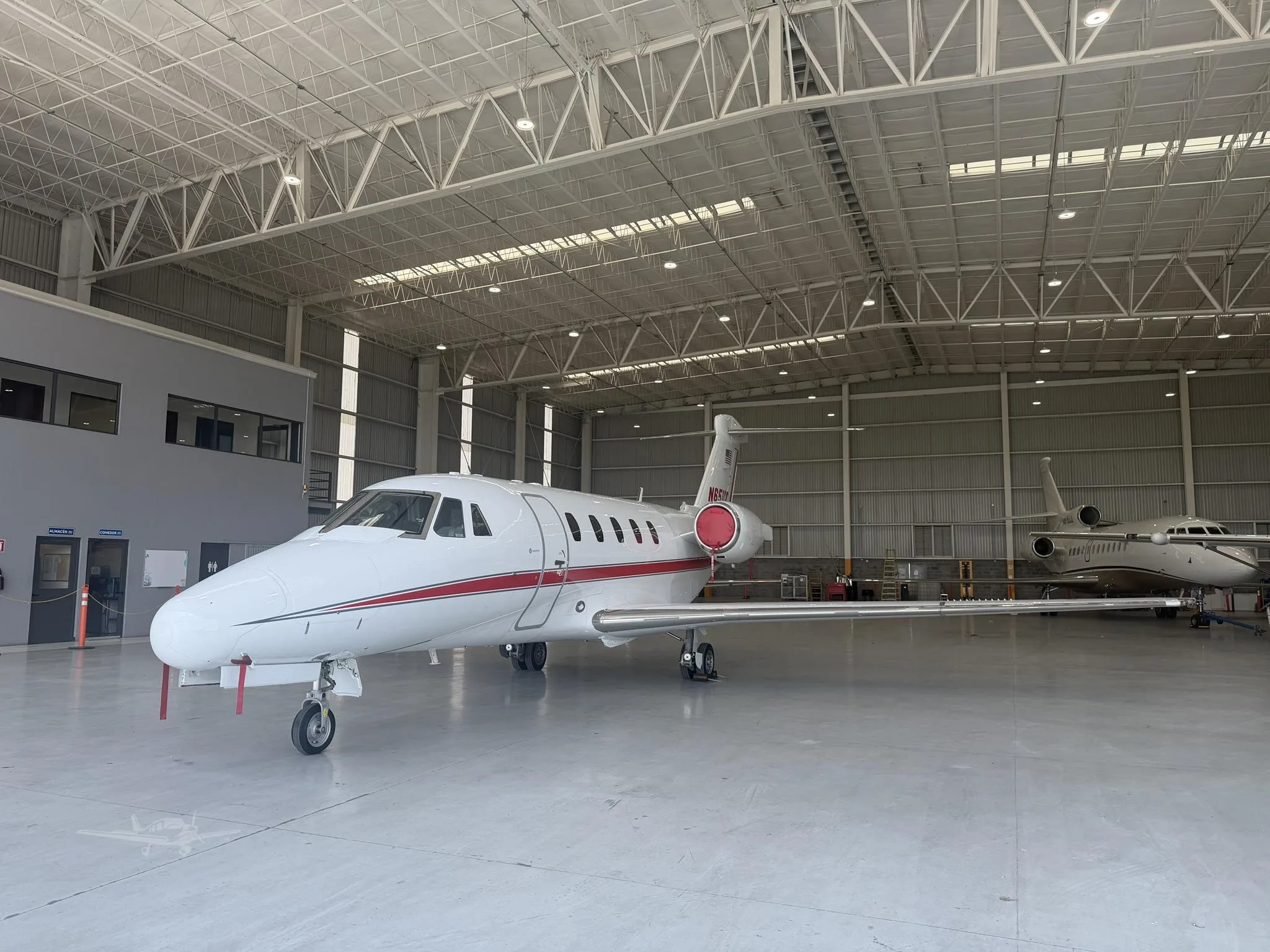 Exterior view of a 2000 CESSNA CITATION VII, N651CC.