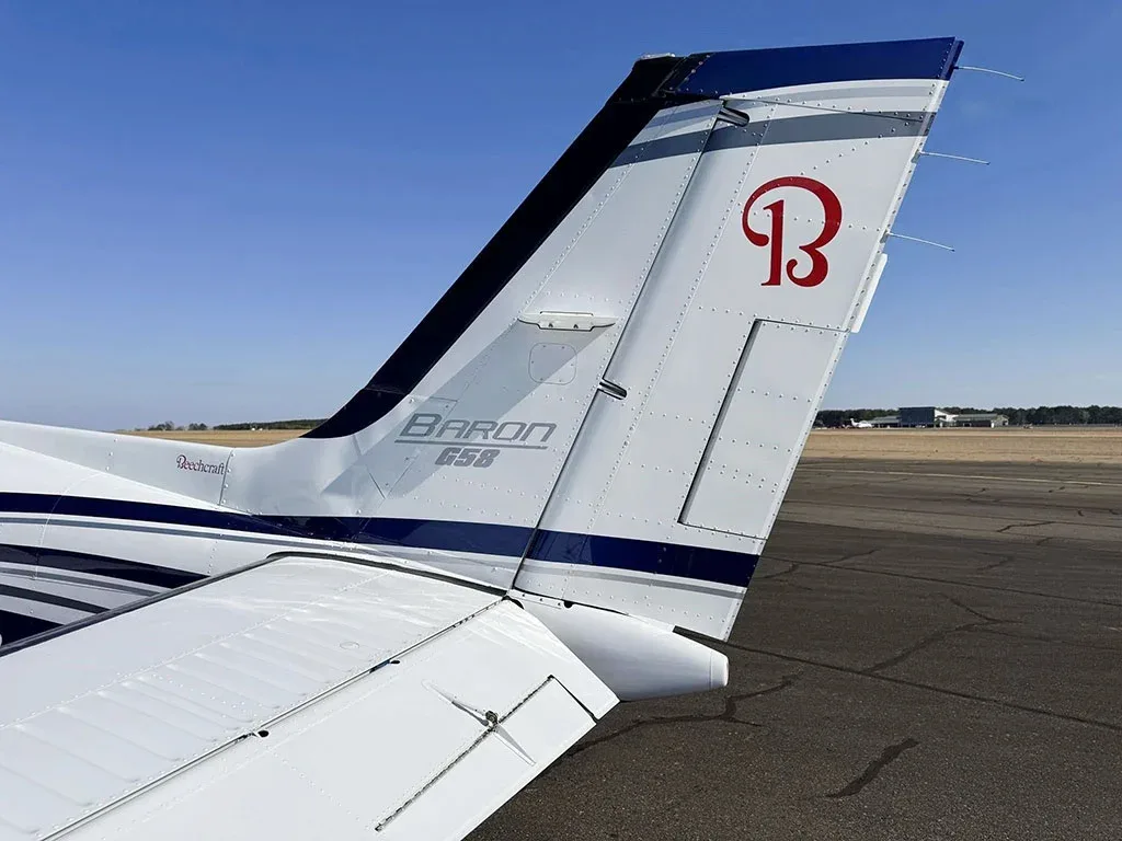 2016 Baron G58