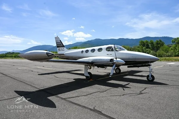 Marketing image of a 1980 Cessna 340A.