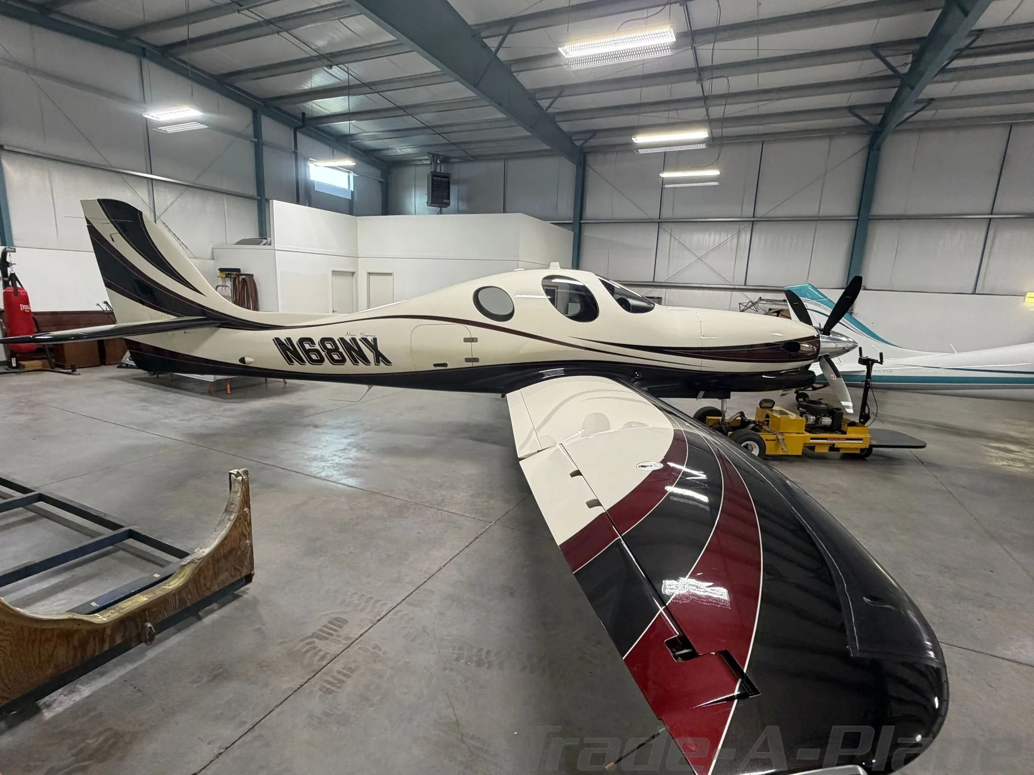Exterior view of a 2016 LANCAIR EVOLUTION TURBOPROP, N68NX.
