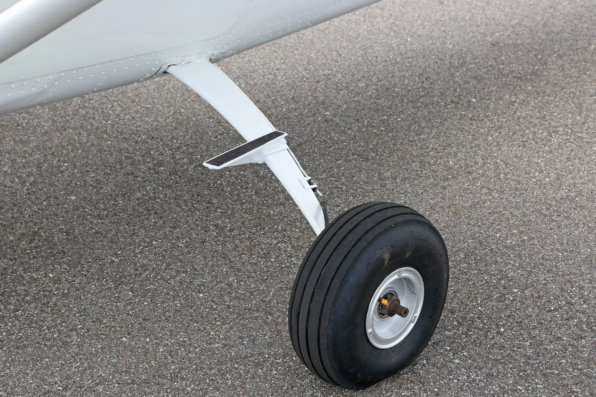 Engine detail of a 1969 Cessna 182 Skylane.