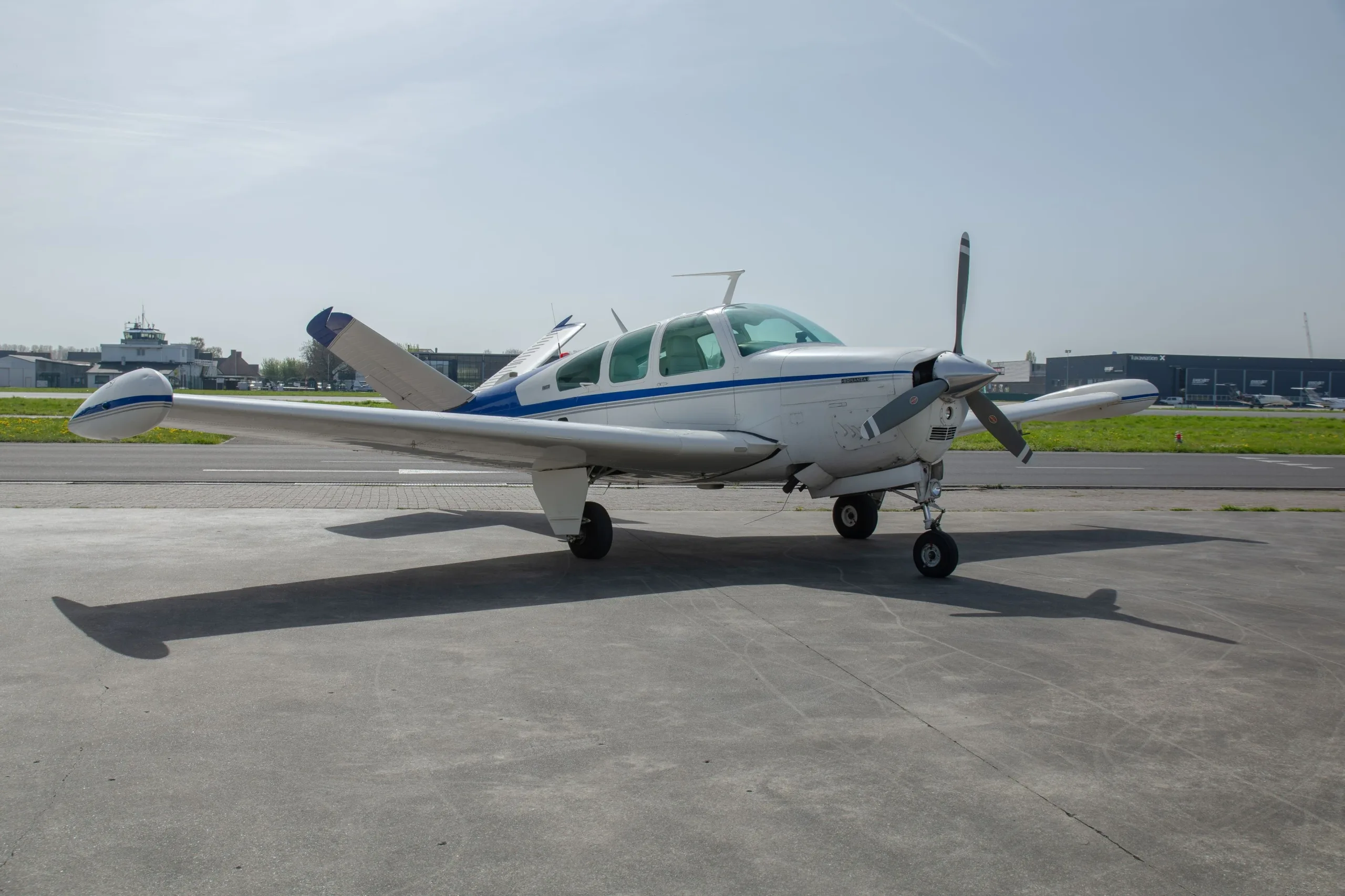Exterior view of a 1971 Beechcraft V35B Bonanza.