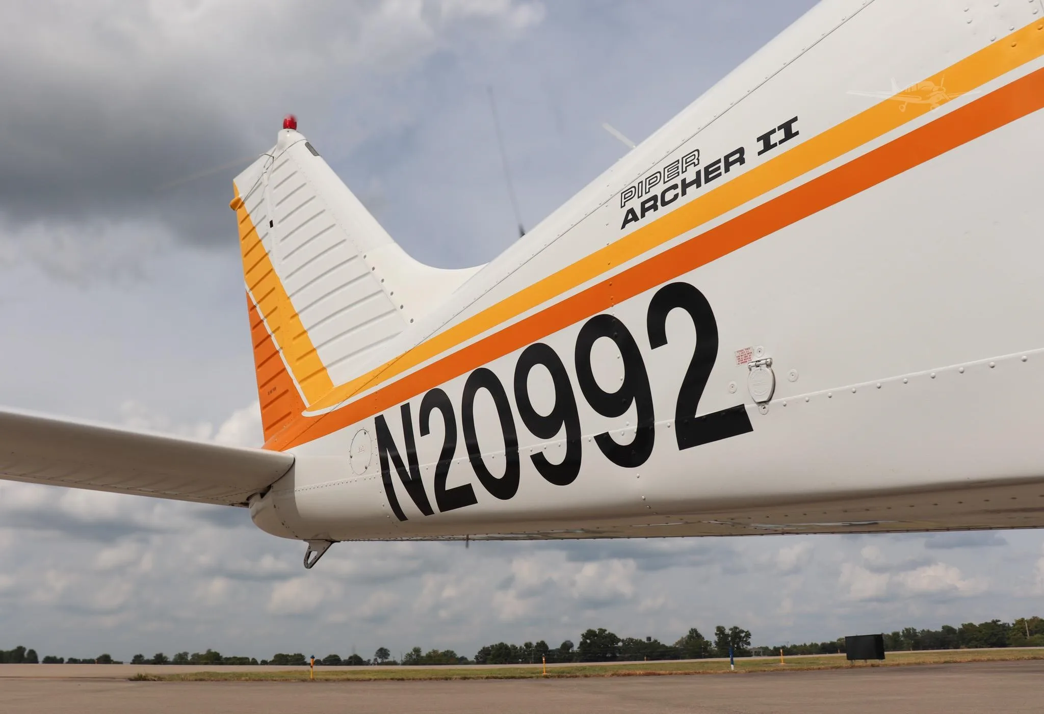 Exterior view of a 1979 PIPER ARCHER II, N20992.