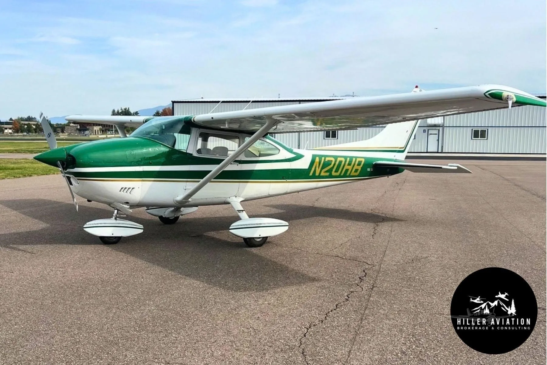Exterior view of a 1974 CESSNA 182P SKYLANE, N20HB.