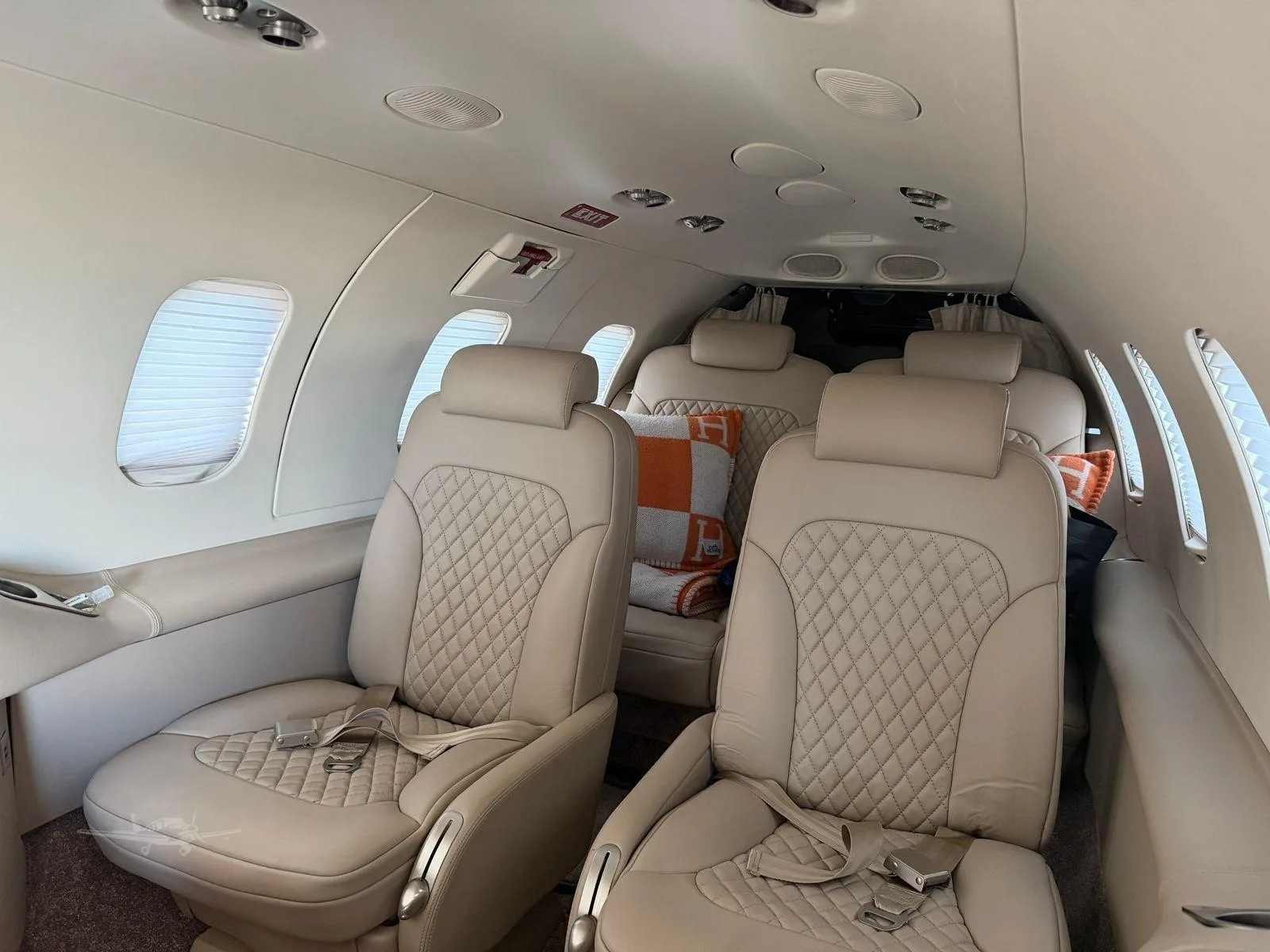 Cabin interior of a 1995 LEARJET 31A.