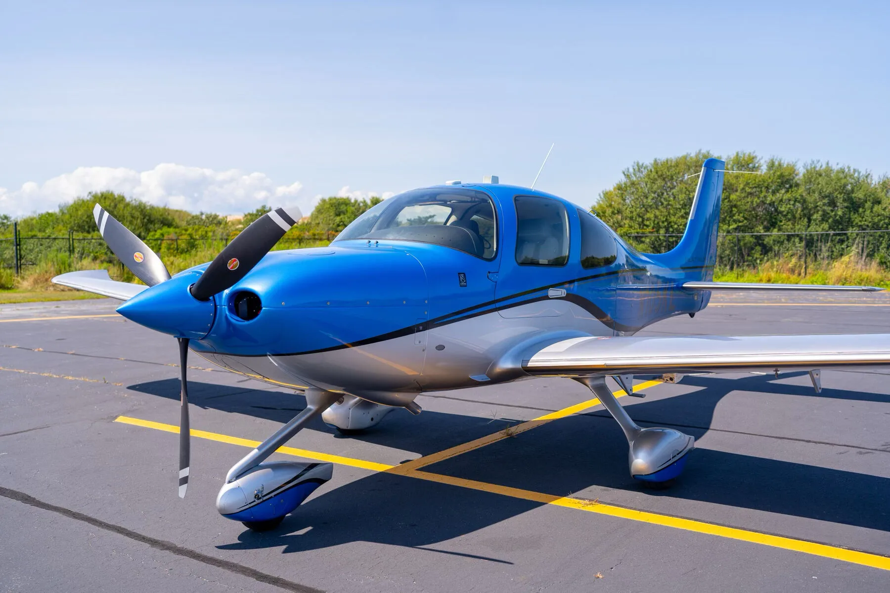 Exterior view of a 2017 Cirrus SR22-G6 GTS, N105KL.
