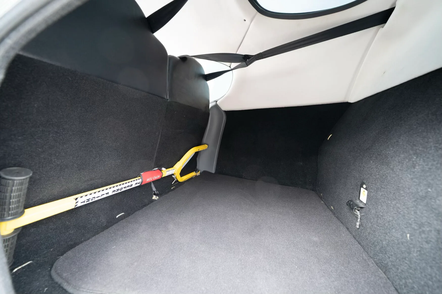 Cabin interior of a 2007 Cirrus SR22-G3 Turbo GTS.