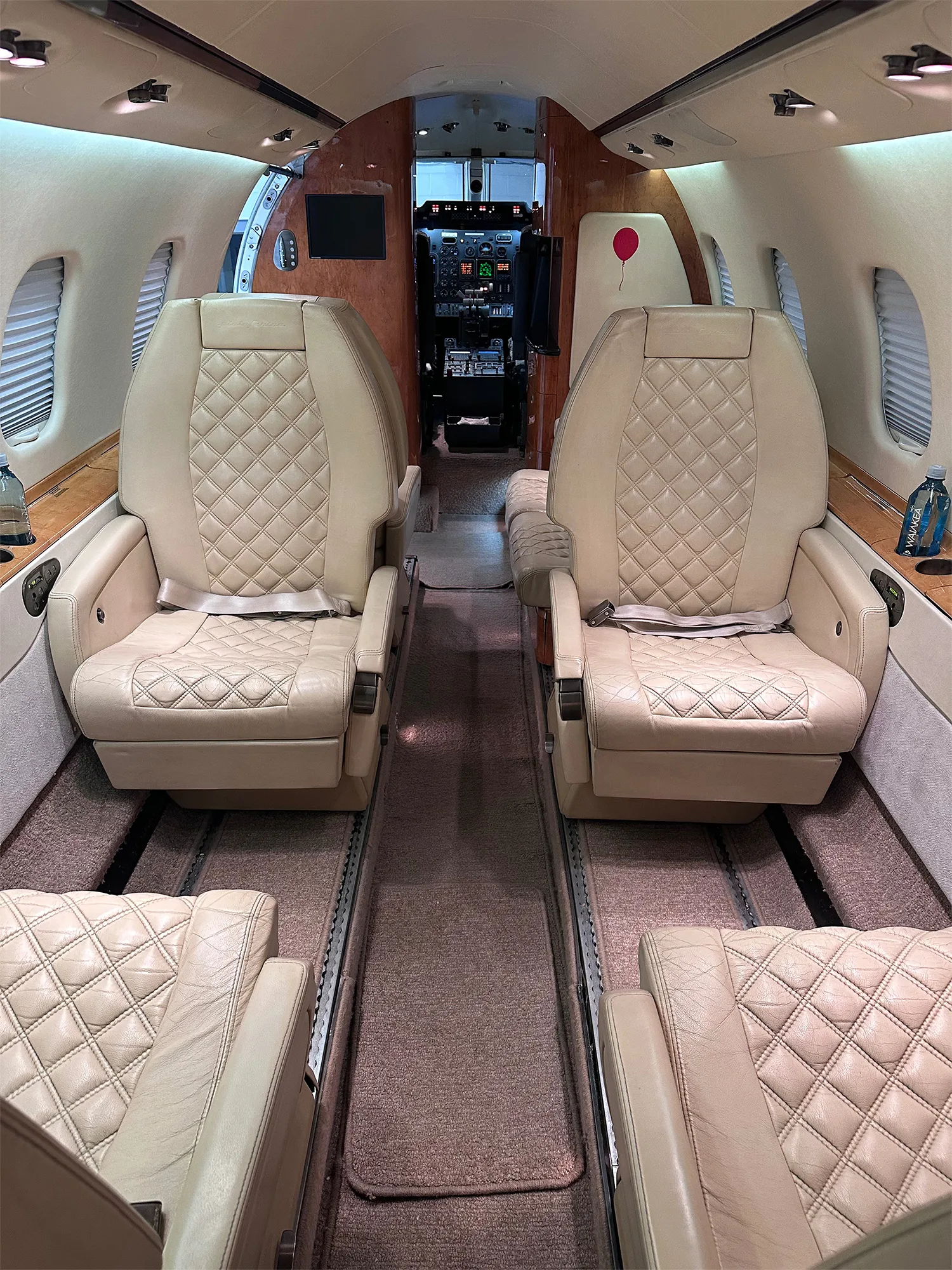 Cabin interior of a 1998 Learjet 60 sn 60 148.