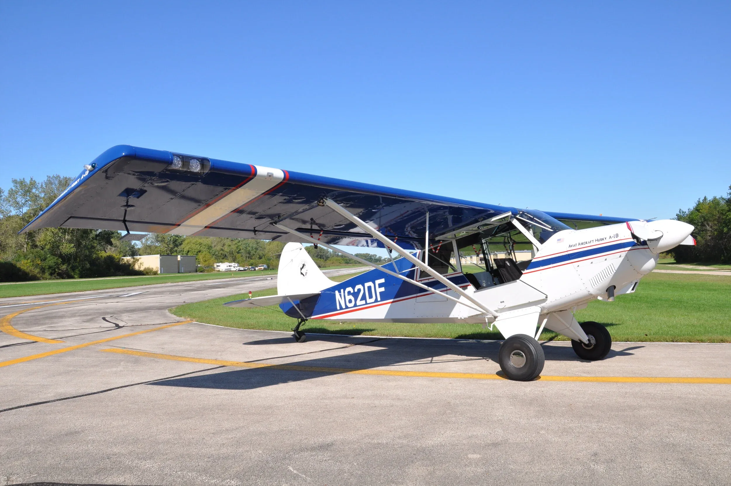 Exterior view of a 2004 AKC AVIATION.