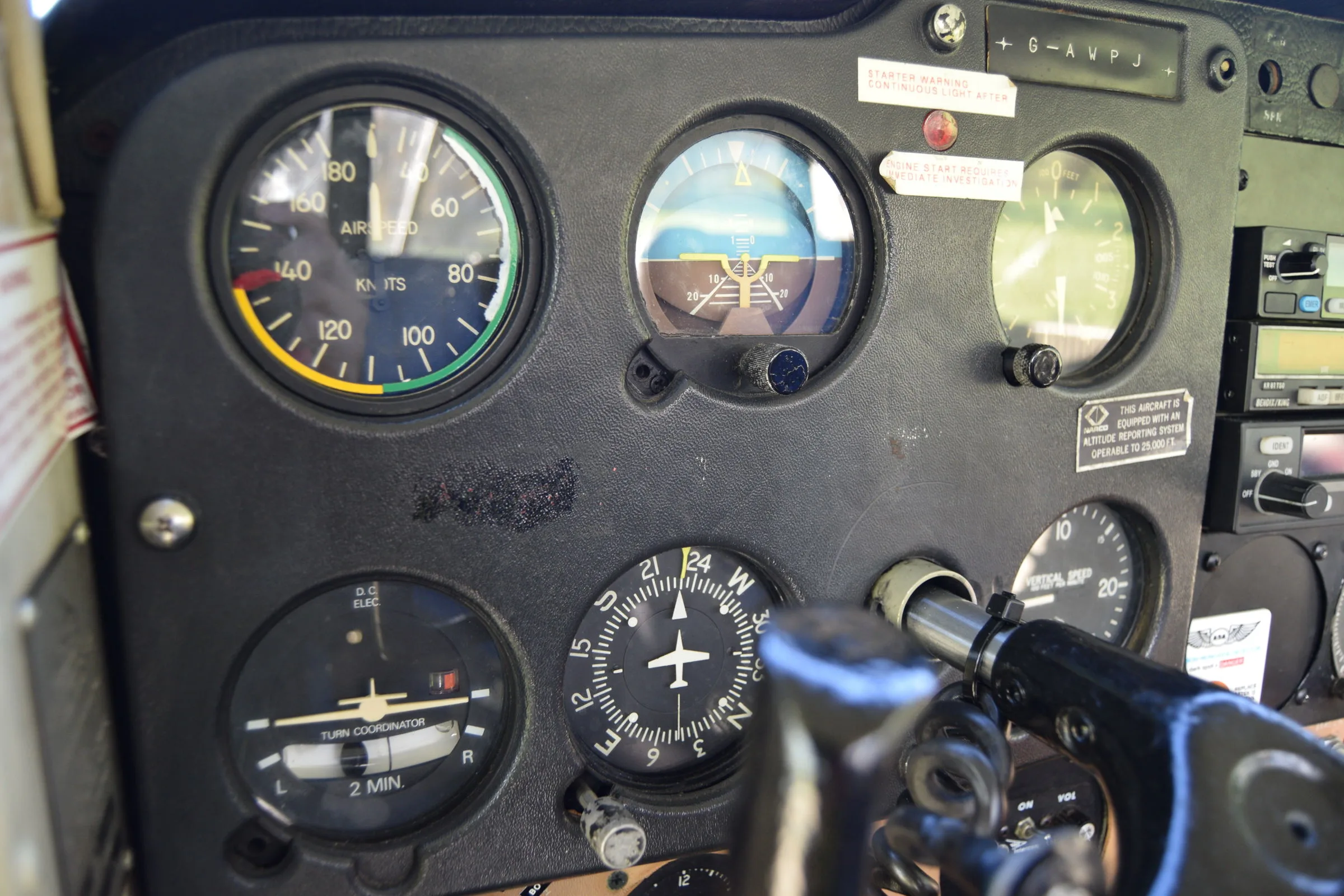 Cockpit and instrument panel of a 1968 Cessna F150H.