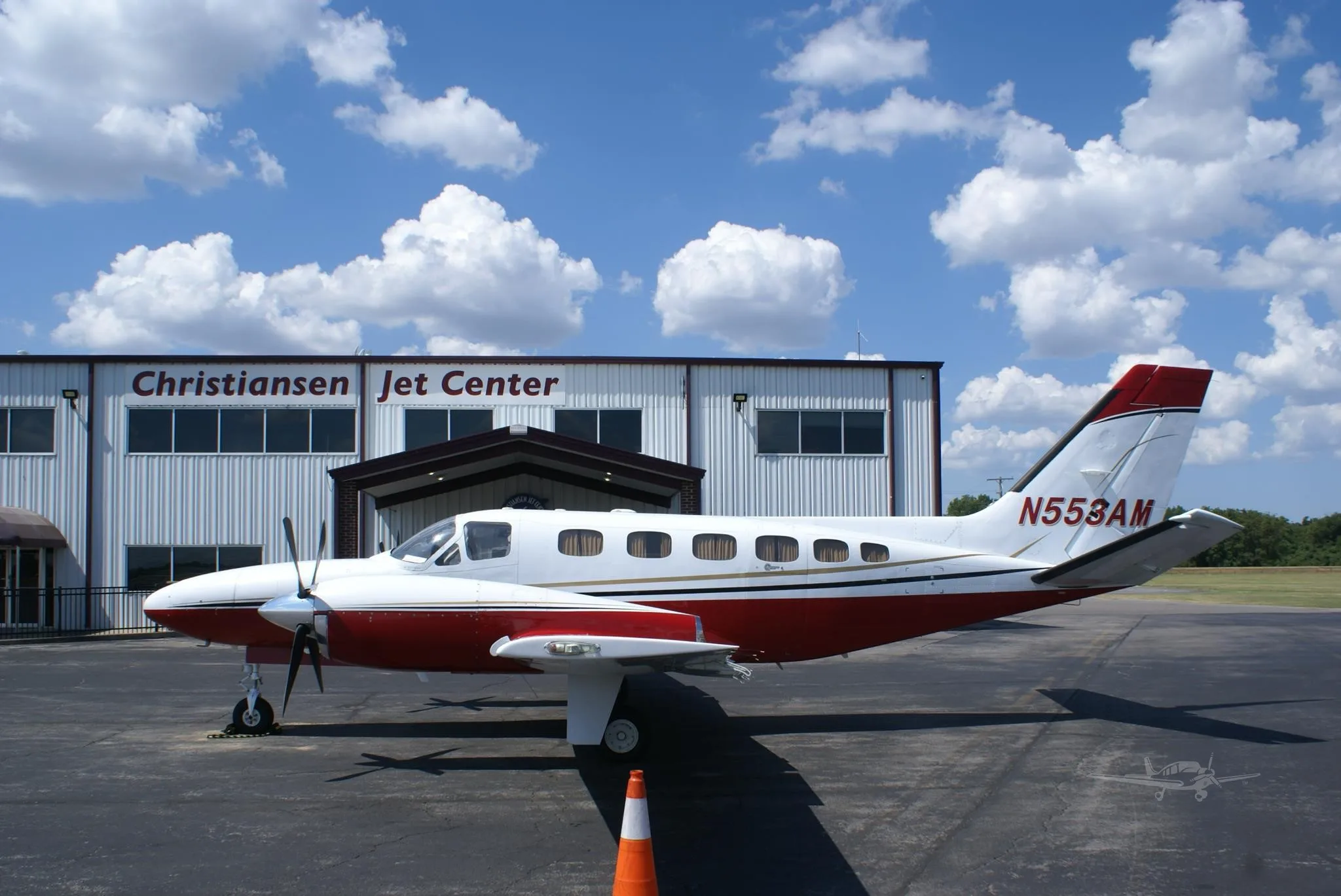 Exterior view of a 1981 CESSNA CONQUEST II, N553AM.