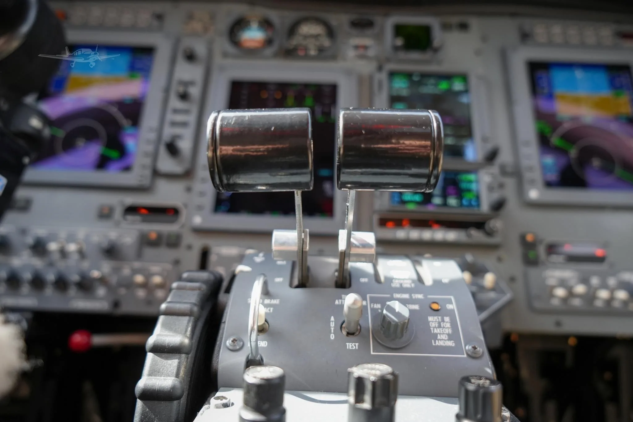 Cockpit and instrument panel of a 2000 CESSNA CITATION CJ1.