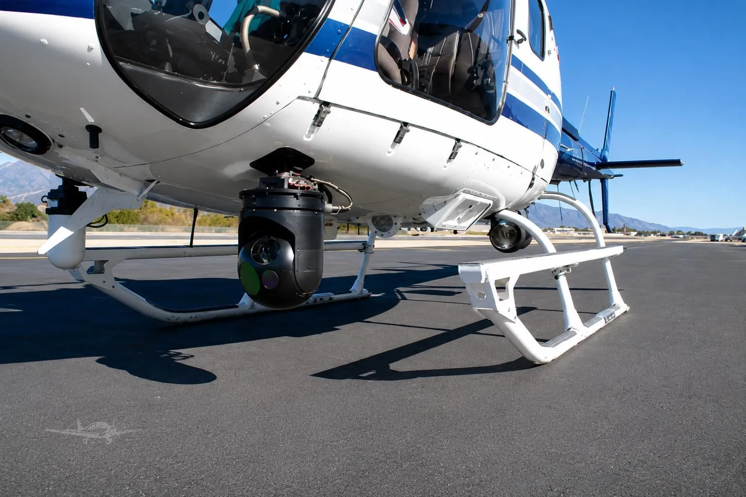 Exterior view of a 2014 AIRBUS H125, N910LS.