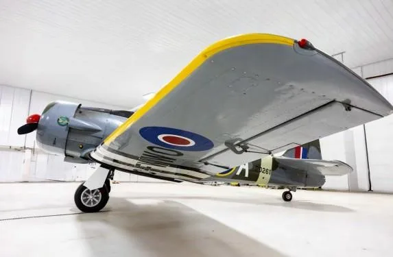 Exterior view of a 1951 HARVARD MKIV, C-FWWO.