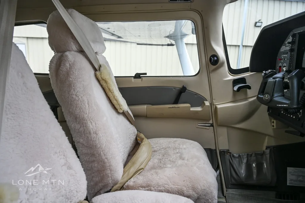 Cabin interior of a 2023 Cessna 182T Skylane.