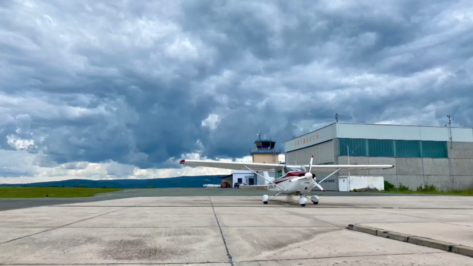 Exterior view of a 1979 Cessna 172N Skyhawk II.