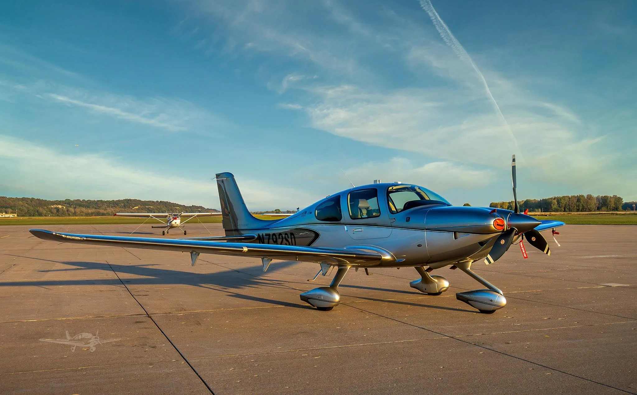 Exterior view of a 2020 CIRRUS SR22-G6 TURBO, N792SD.