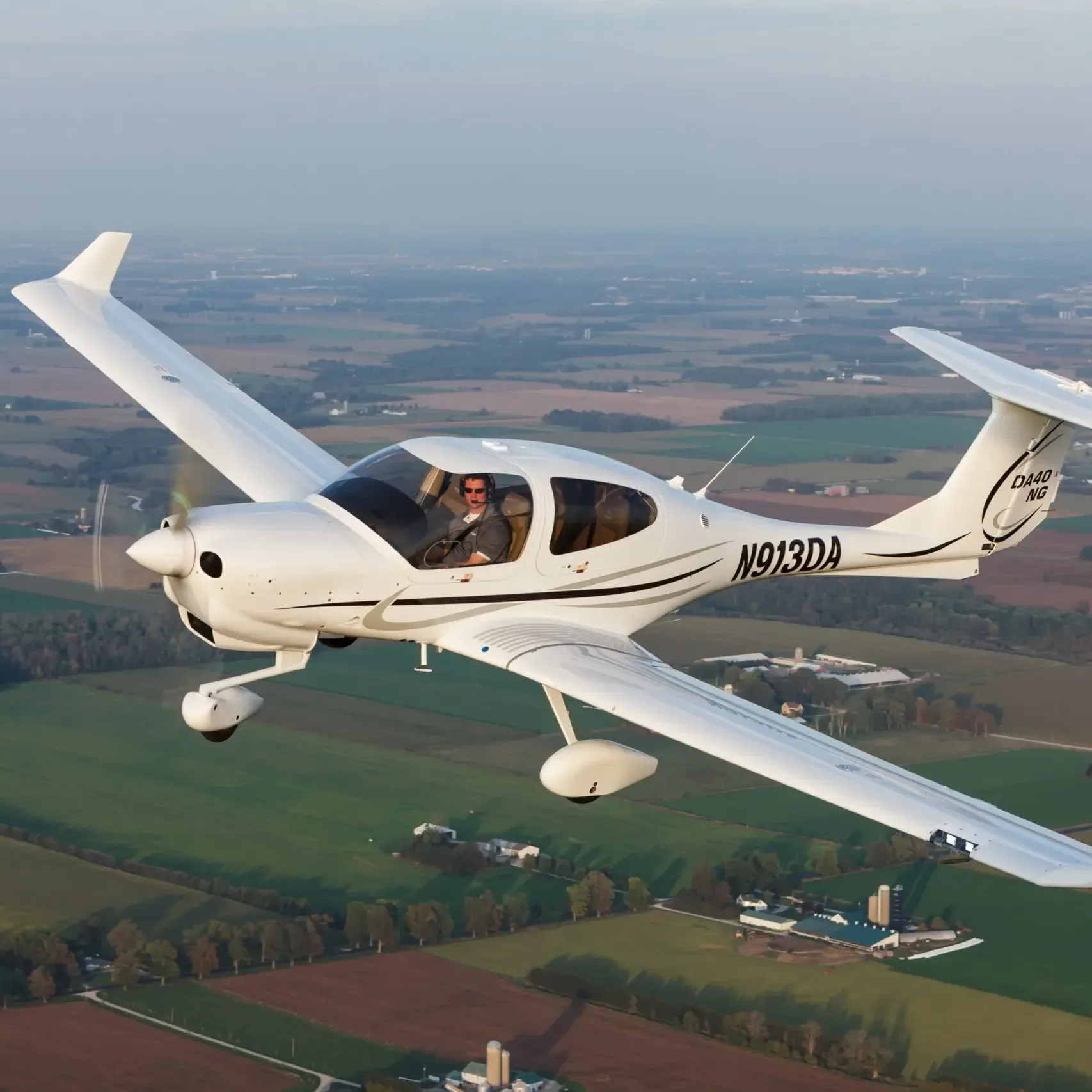 Marketing image of a 2022 Diamond DA62.