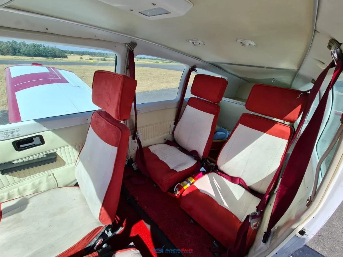 Cabin interior of a Beech Piston C23 Sundowner.