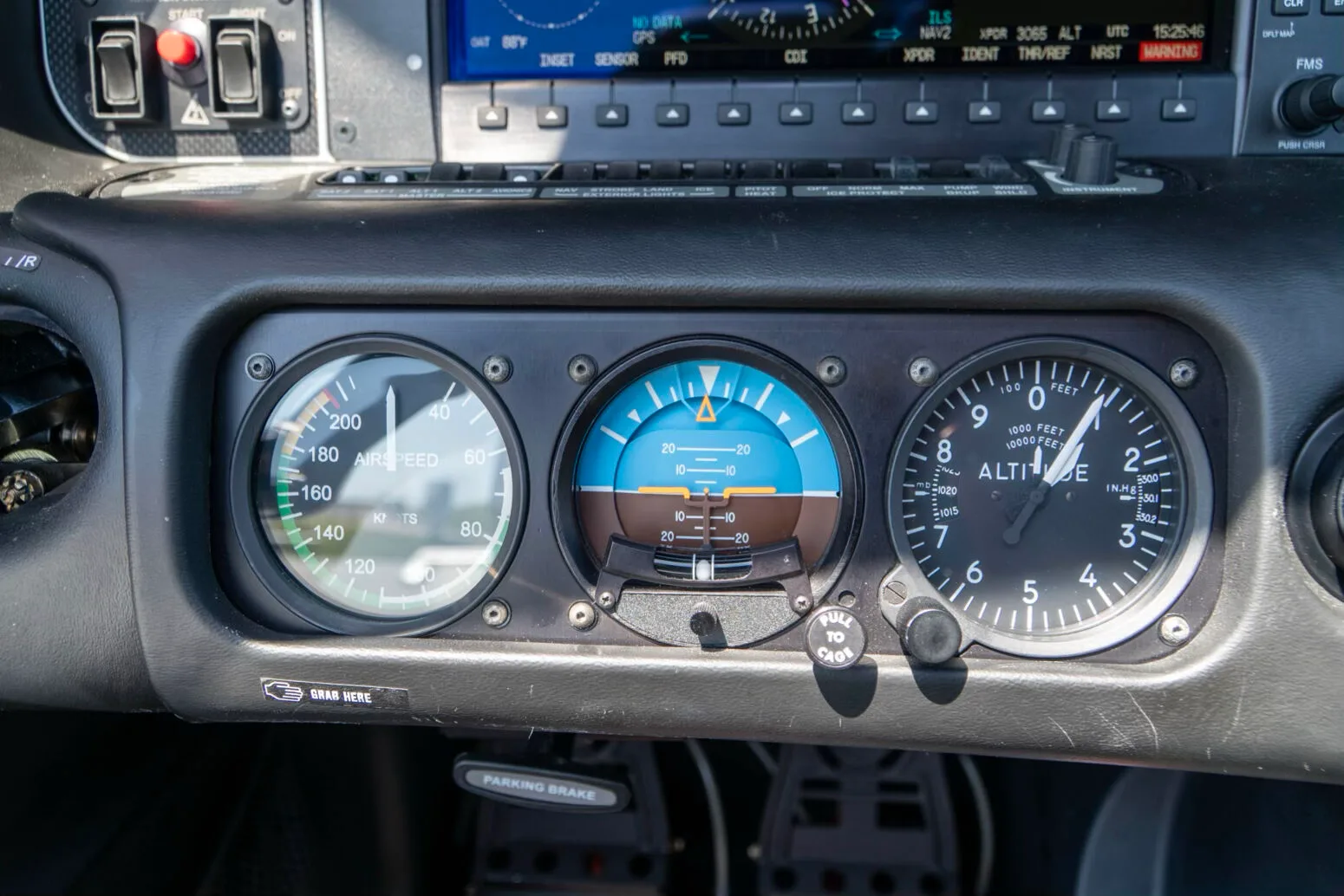 Avionics suite of a 2014 Cirrus SR22-G5 TURBO.
