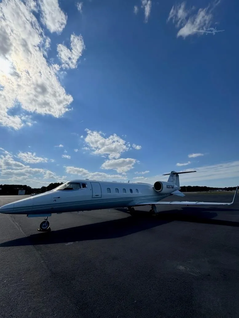 Exterior view of a 2006 LEARJET 60SE, N357WP.
