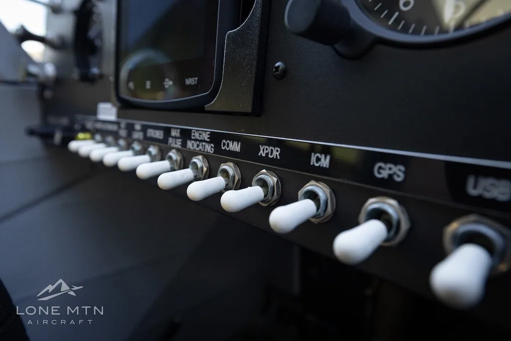 Avionics suite of a 1978 Piper PA-18-150.