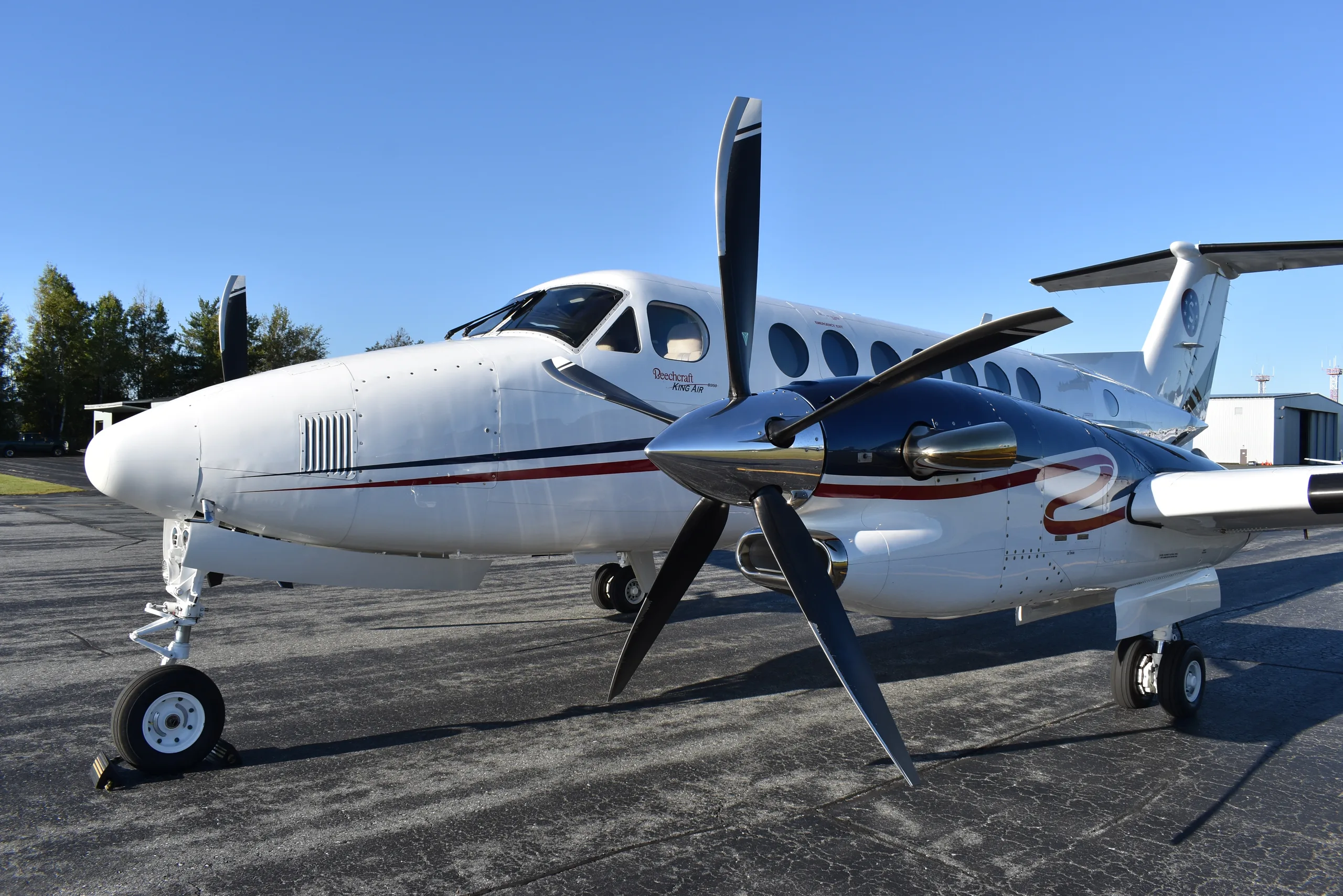 Cabin interior of a 1999 Beechcraft King Air 350.