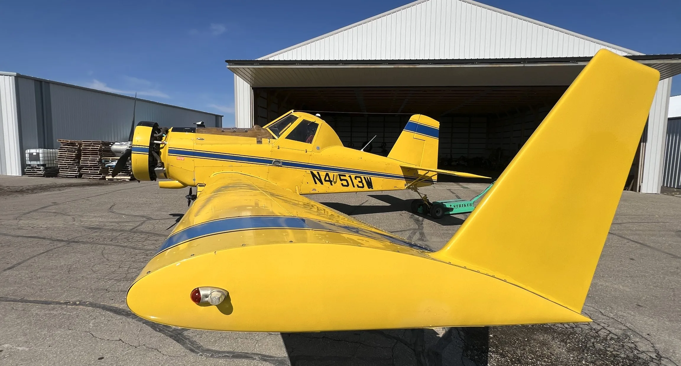 Exterior view of a 1990 Air Tractor AT-401, N4513W.