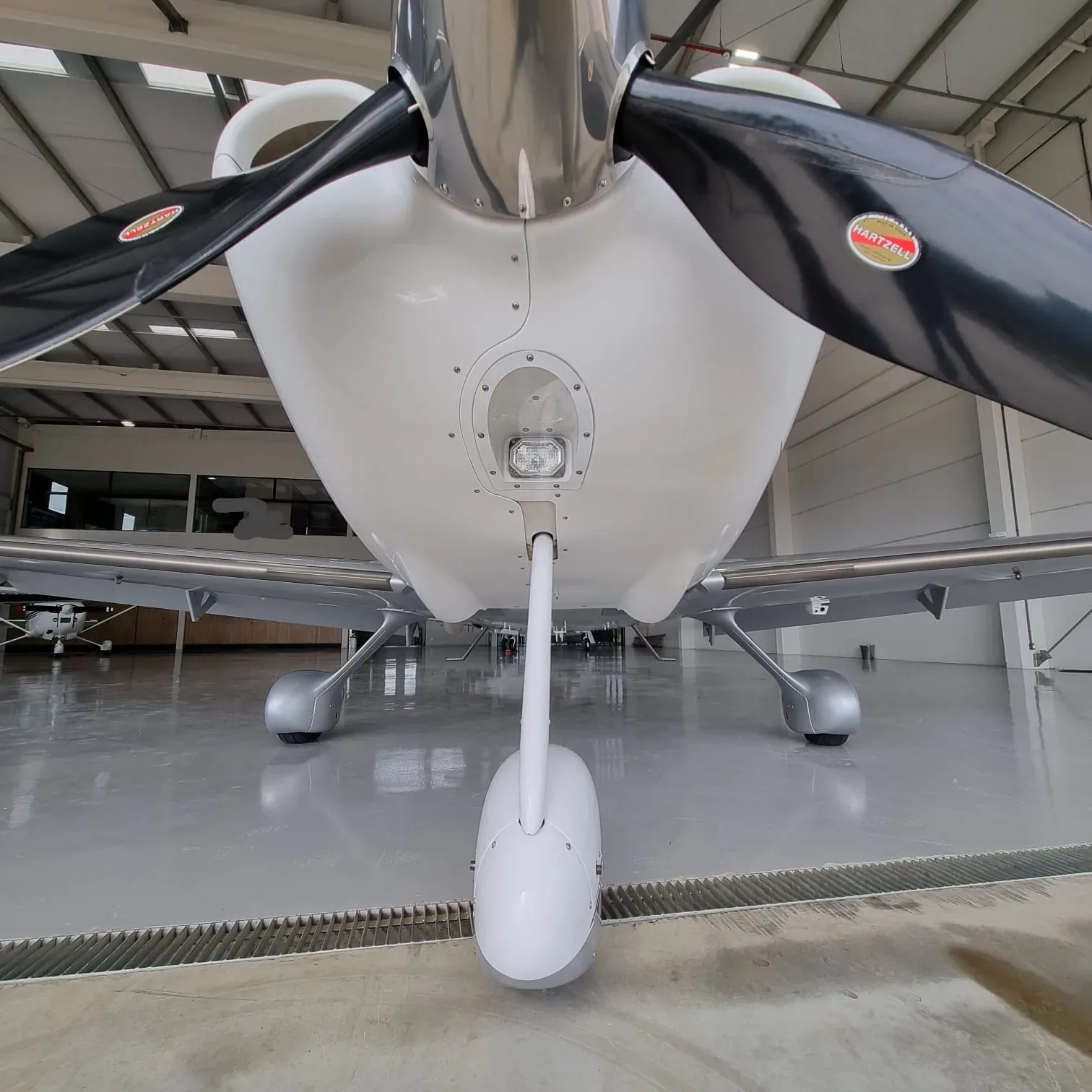 Exterior view of a 2010 Cirrus Aircraft SR22 X.