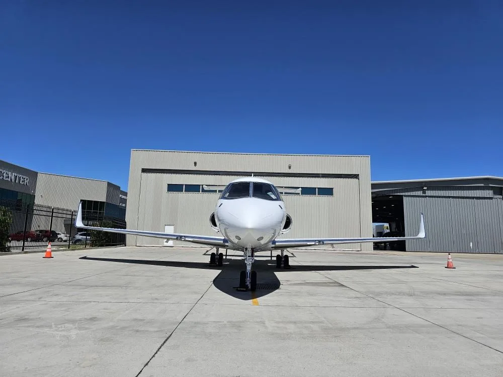 Exterior view of a 2005 HAWKER 800XP, N540K.