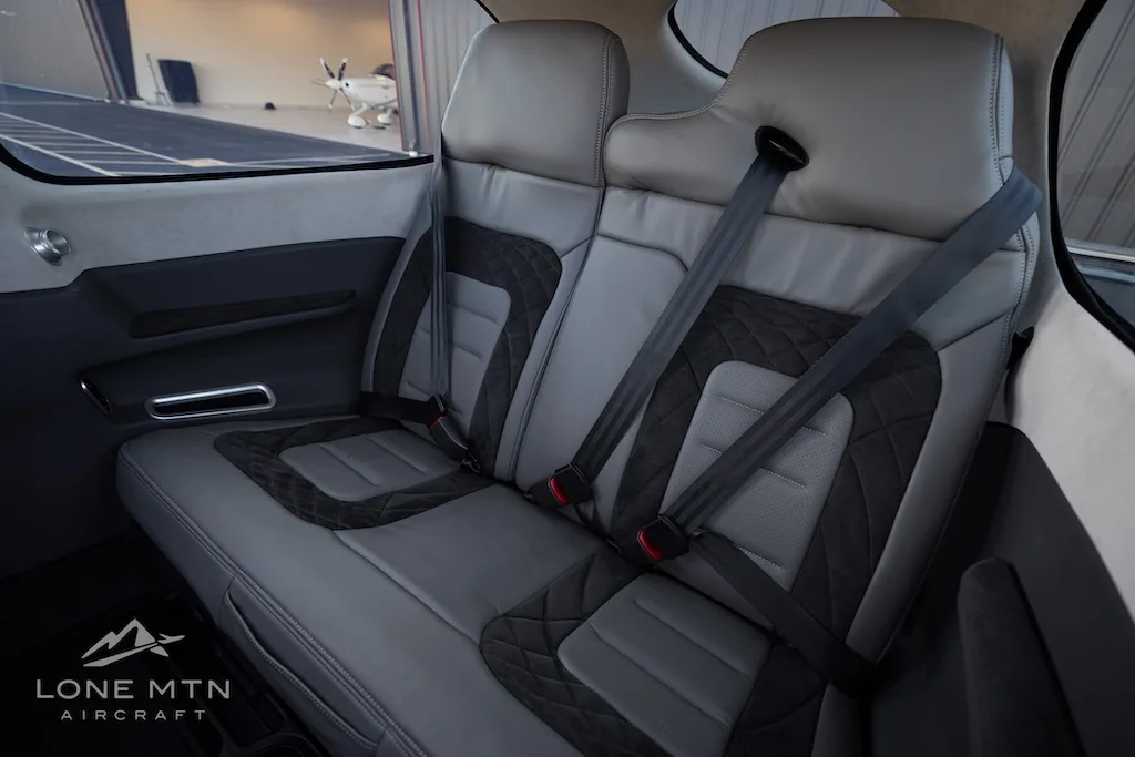 Cabin interior of a 2024 Cirrus SR22T G7.