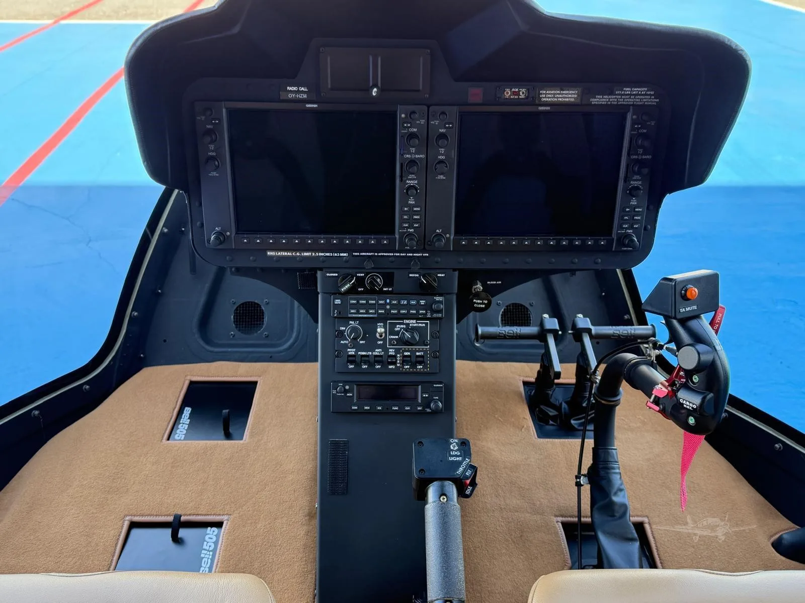 Cockpit and instrument panel of a 2018 BELL 505 JET RANGER X.
