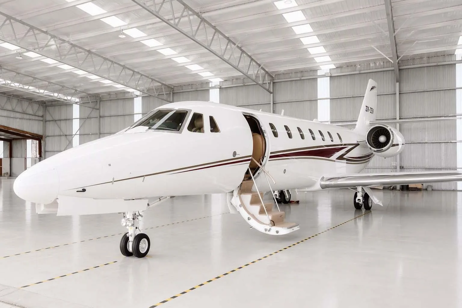 Exterior view of a 2005 CESSNA CITATION SOVEREIGN, ZK-ZEK.