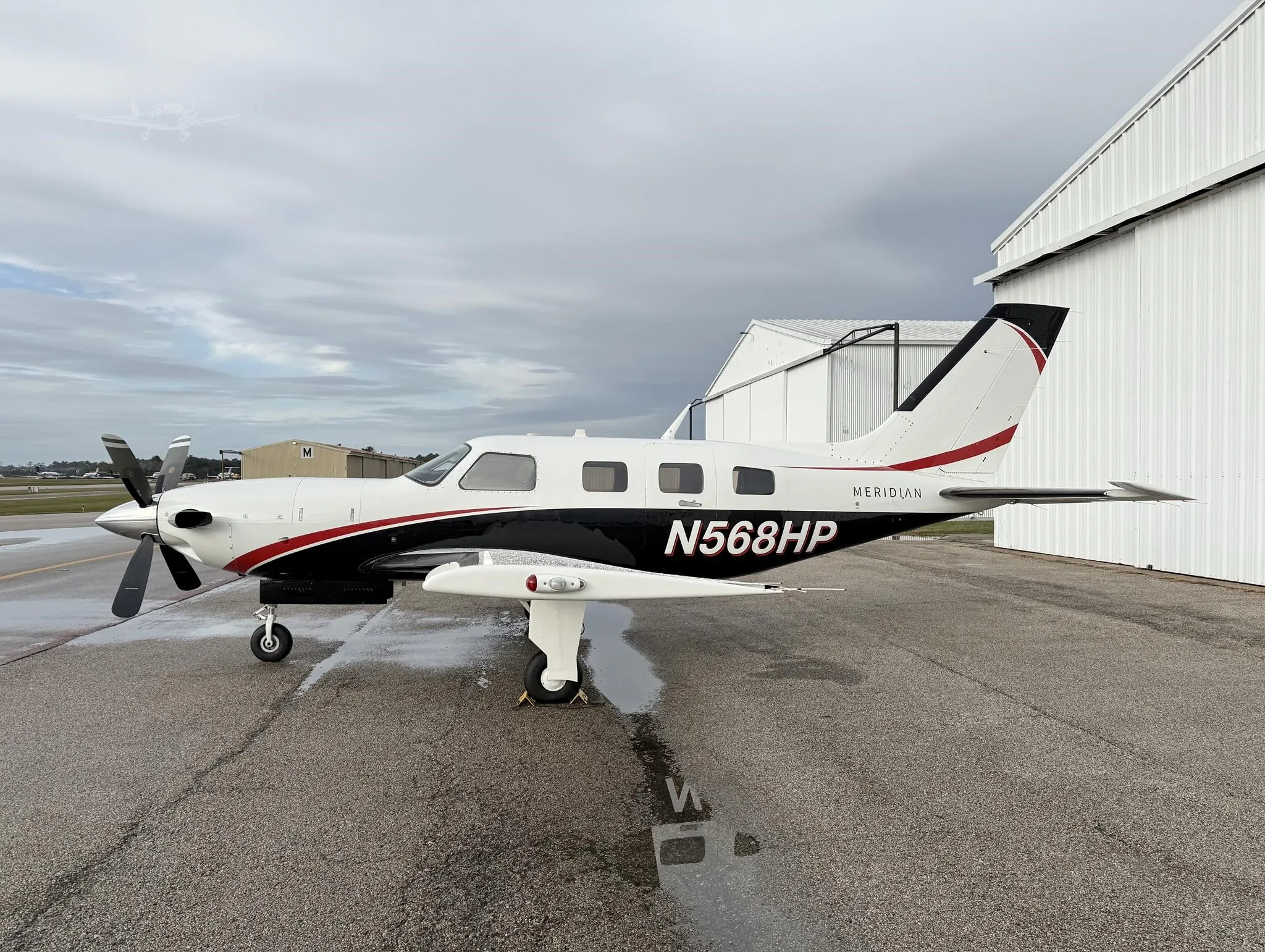 Exterior view of a 2007 PIPER MERIDIAN, N568HP.