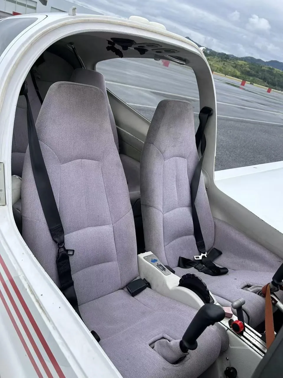 B-9361 - 2008 Diamond DA40 FP Diamond Star