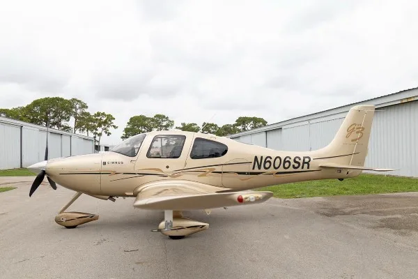 Marketing image of a 2007 Cirrus SR22-G3.