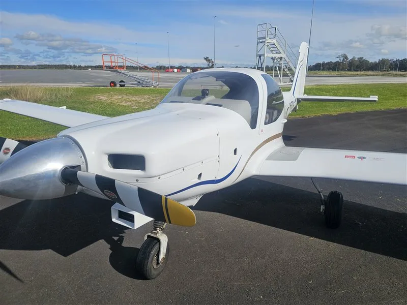 Exterior view of a 1995 Grob, VH-ZTA.