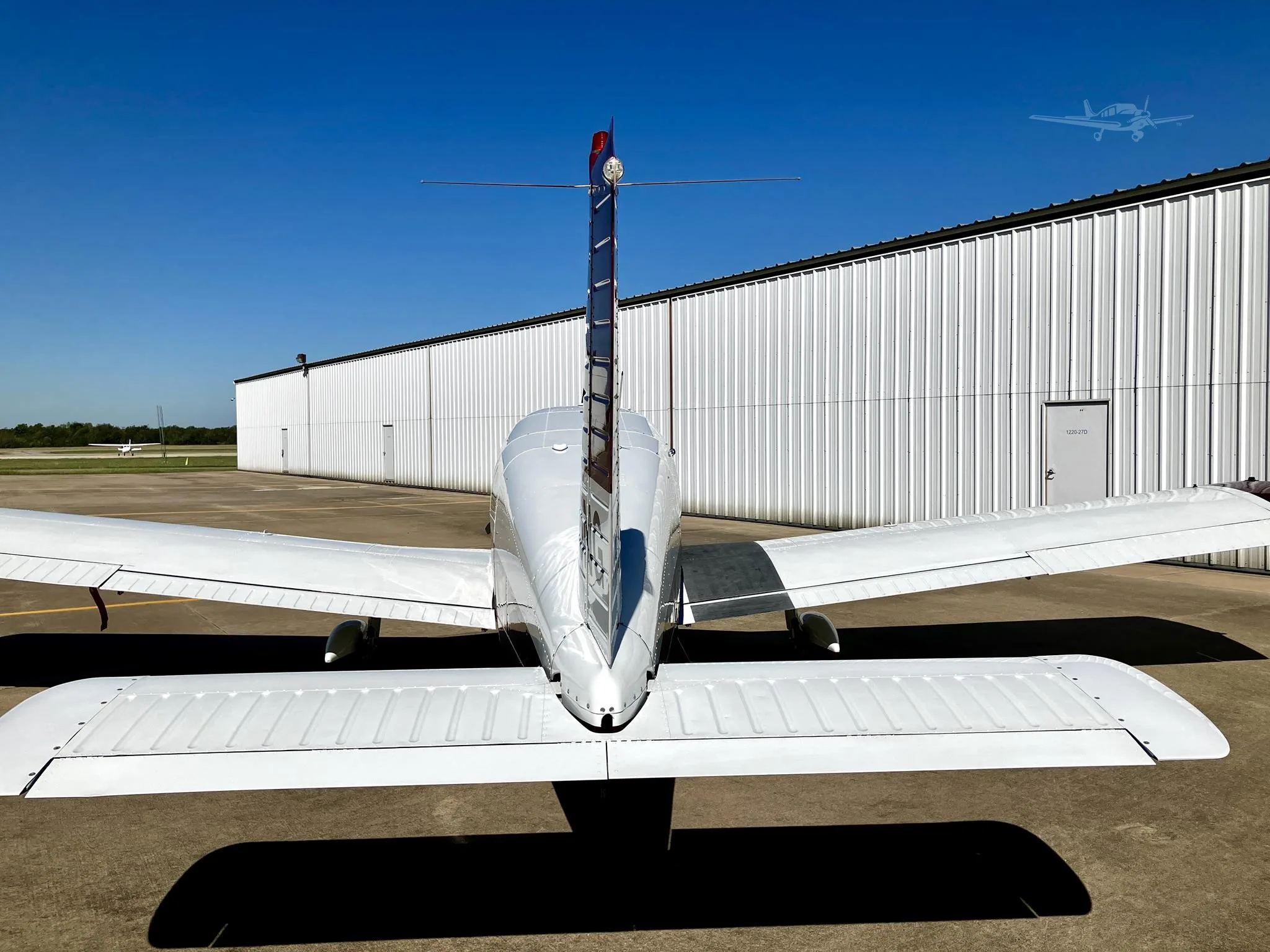 Exterior view of a 1968 PIPER CHEROKEE 235, N365NG.