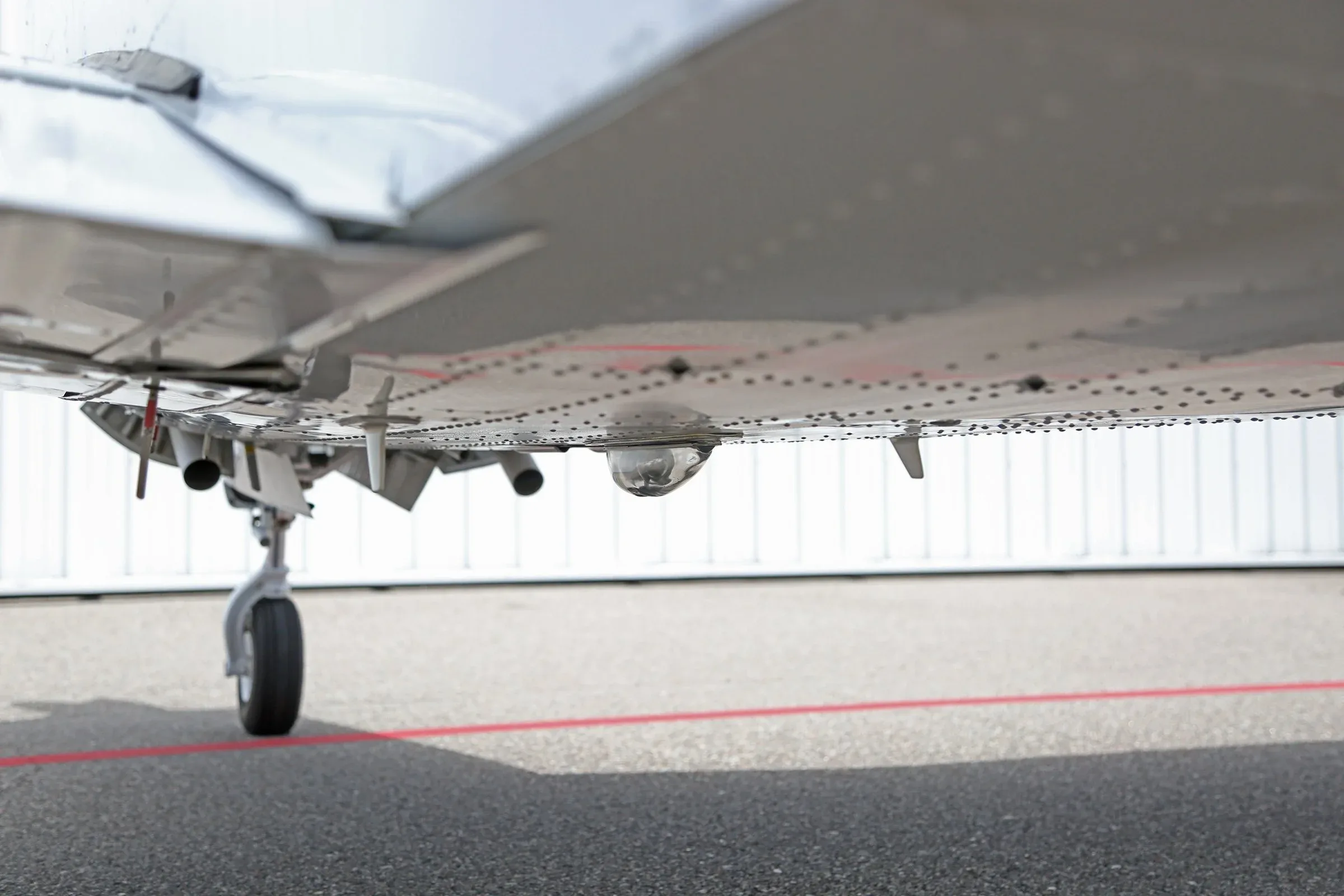 Exterior view of a 2007 Beechcraft G36 BONANZA 60th Anniversary Ed.