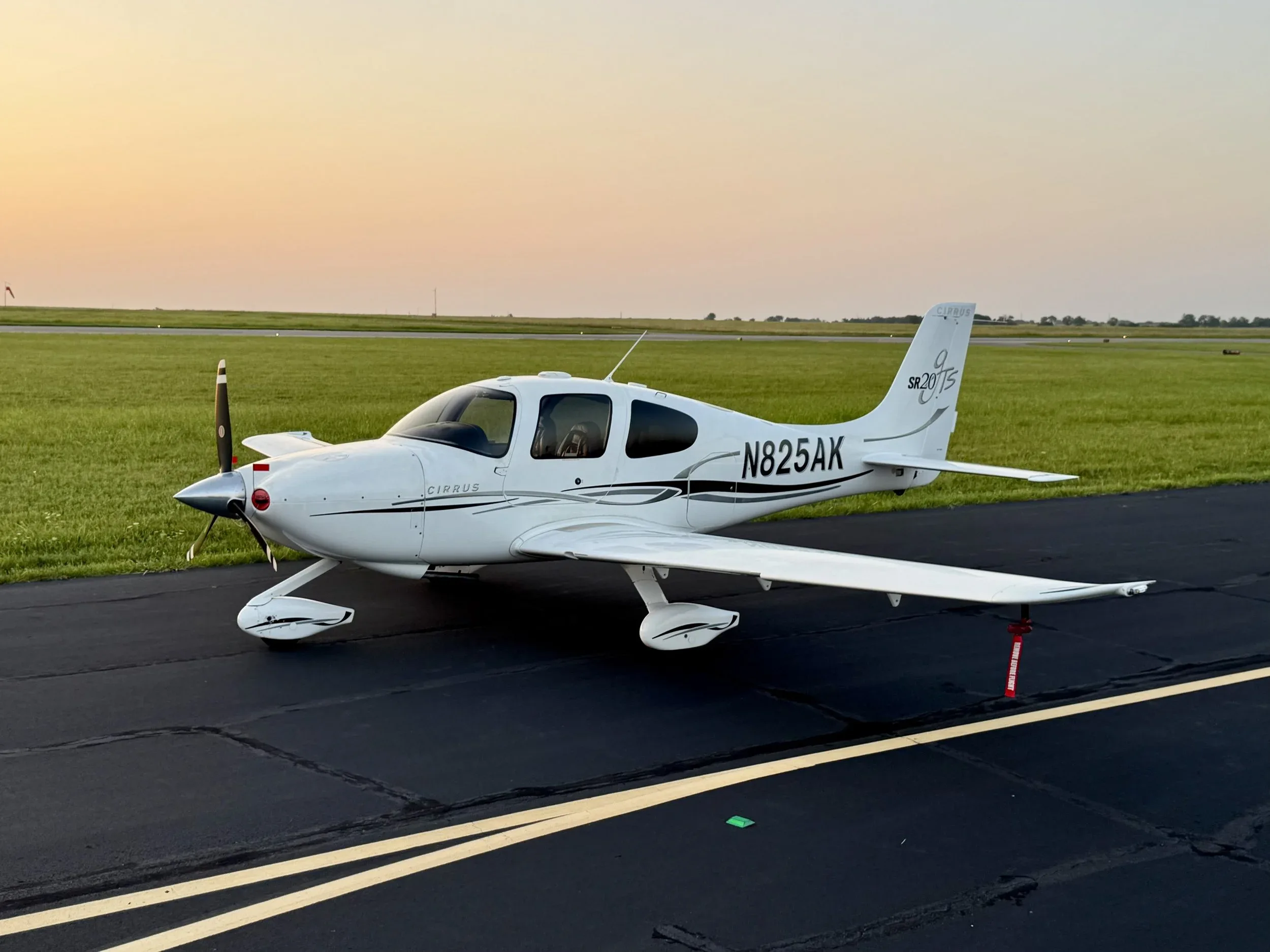 Exterior view of a 2007 Zane Co Aero SR20 G2 GTS N825AK — Zane Co Aero, N825AK.