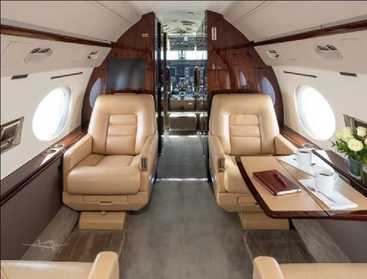 Cabin interior of a 2001 GULFSTREAM GIVSP.