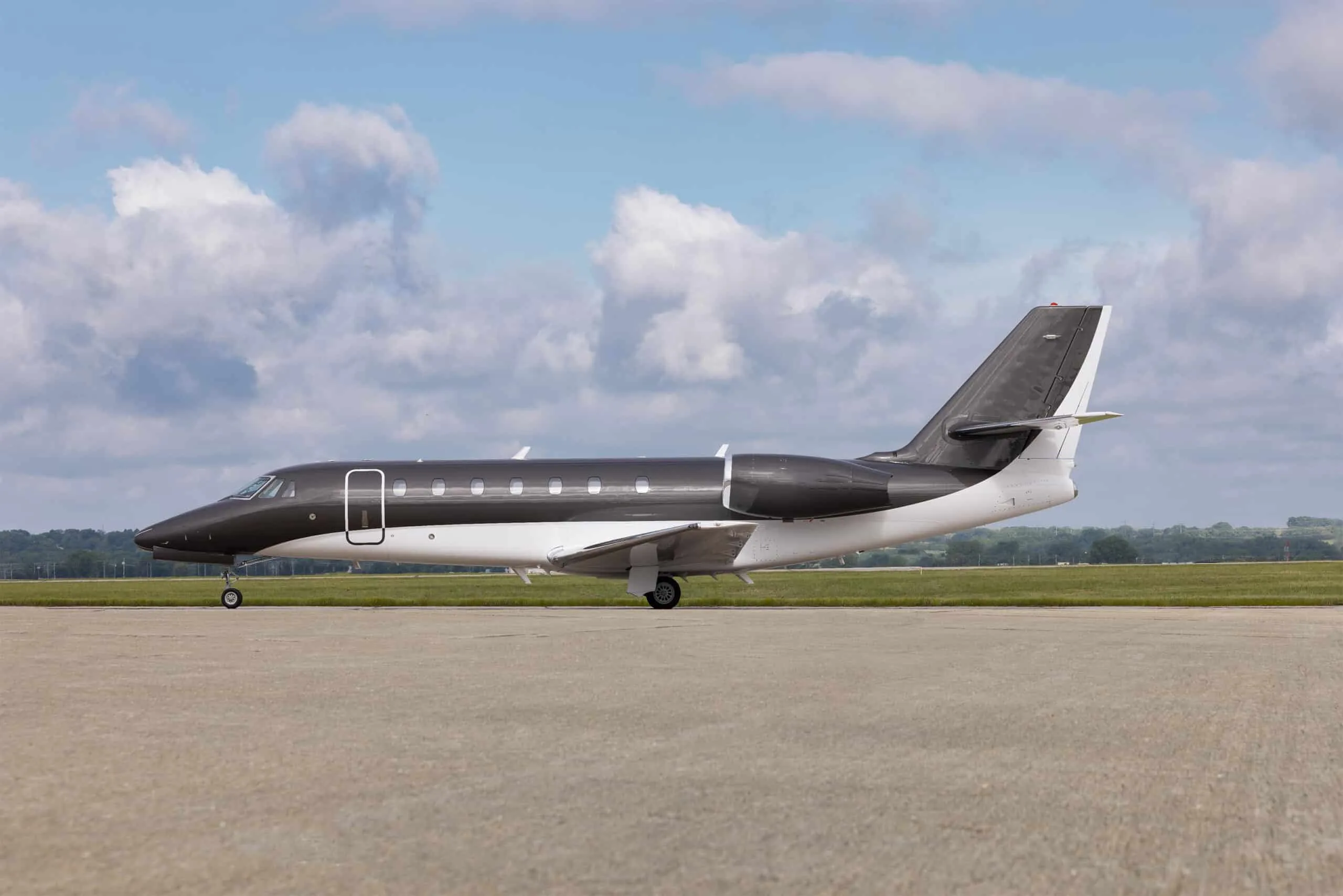 Exterior view of a 2009 Cessna CITATION SOVEREIGN | Leviate Air Group.