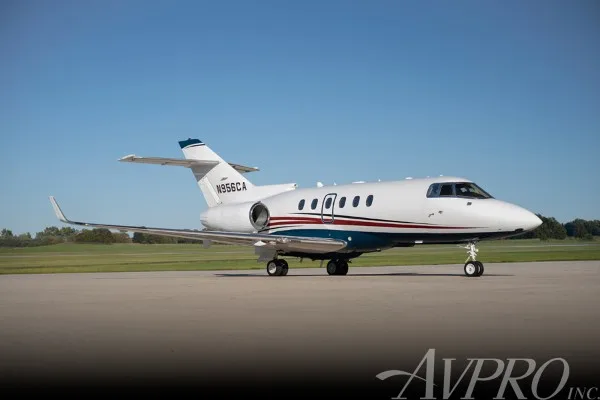 Exterior view of a 2006 Hawker 850XP, N956CA.